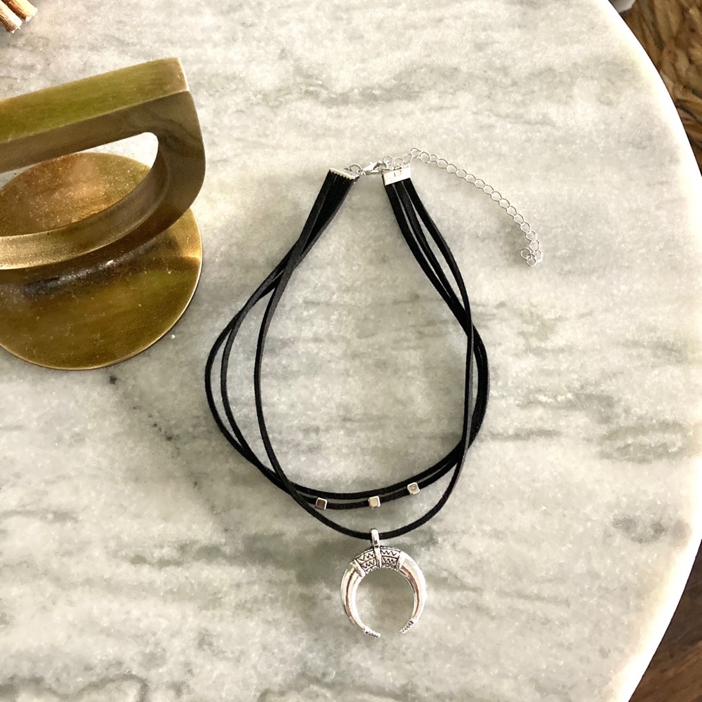 Punk Horn Moon Boho Pendant Triple Choker Necklace - Picture 3 of 7
